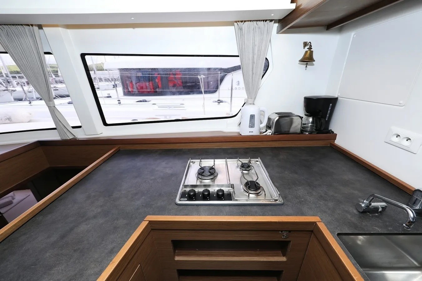 Lagoon 42, Lila | Yacht Charter Croatia