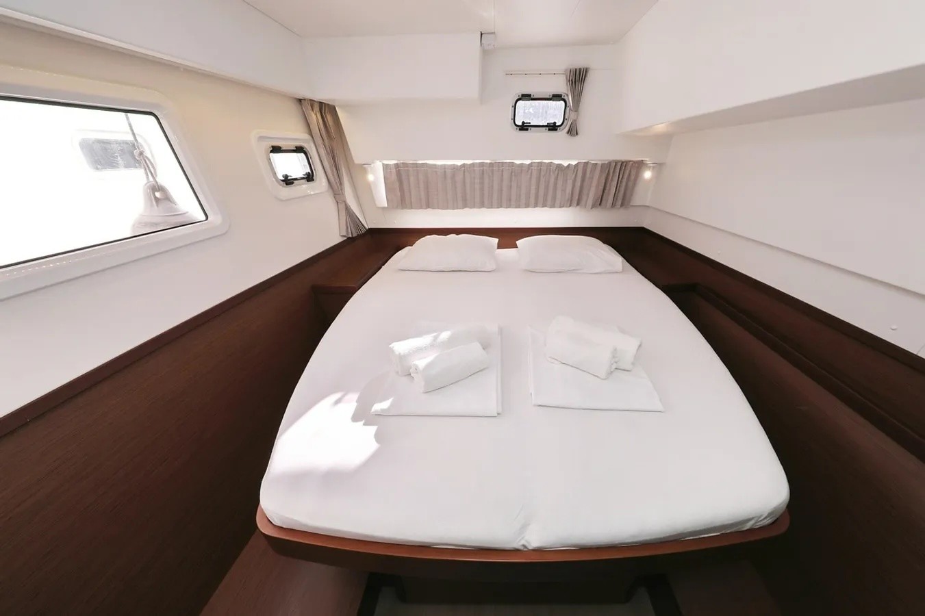 Lagoon 42, Lila | Yacht Charter Croatia