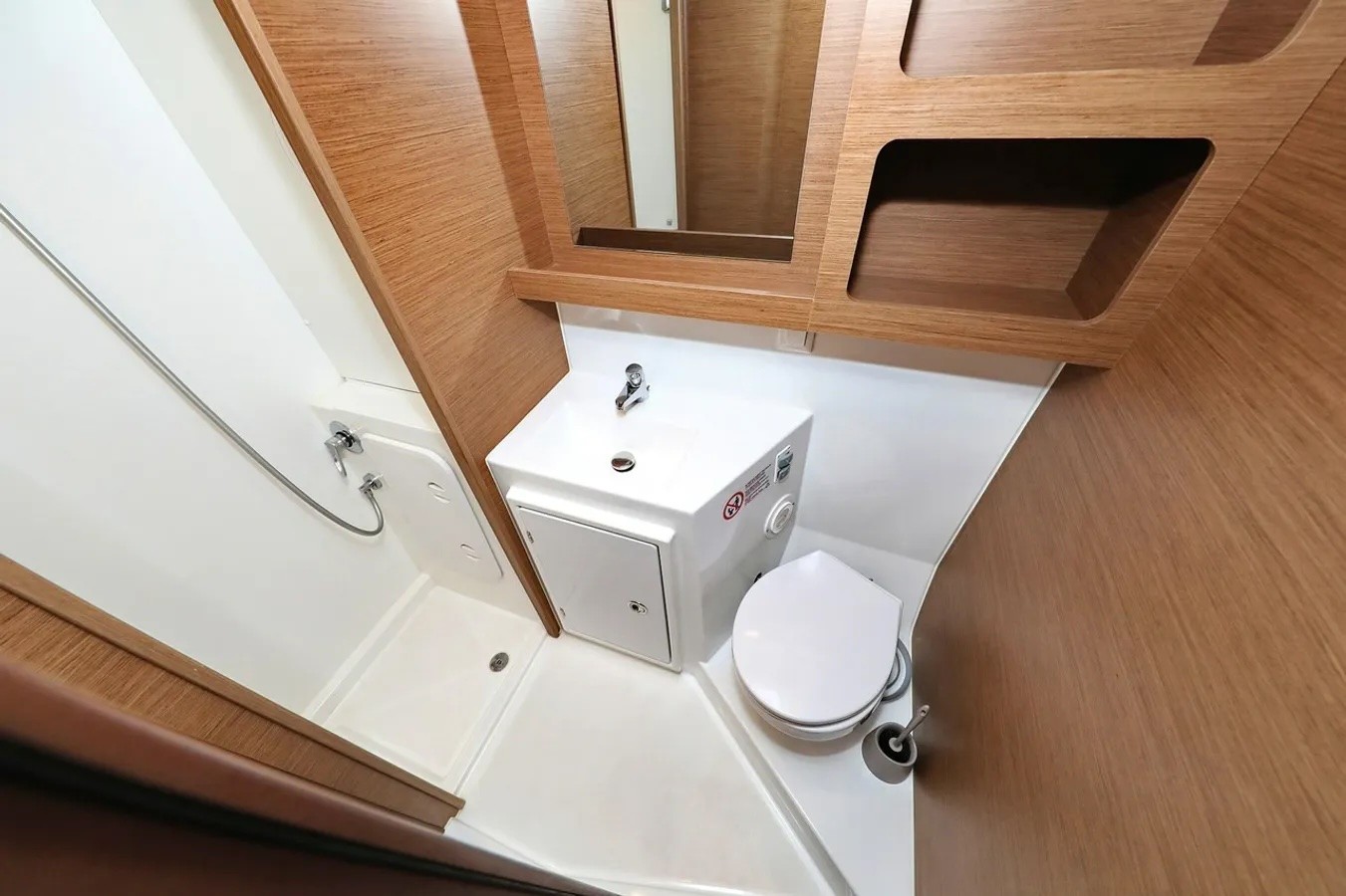 Lagoon 42, Lila | Yacht Charter Croatia