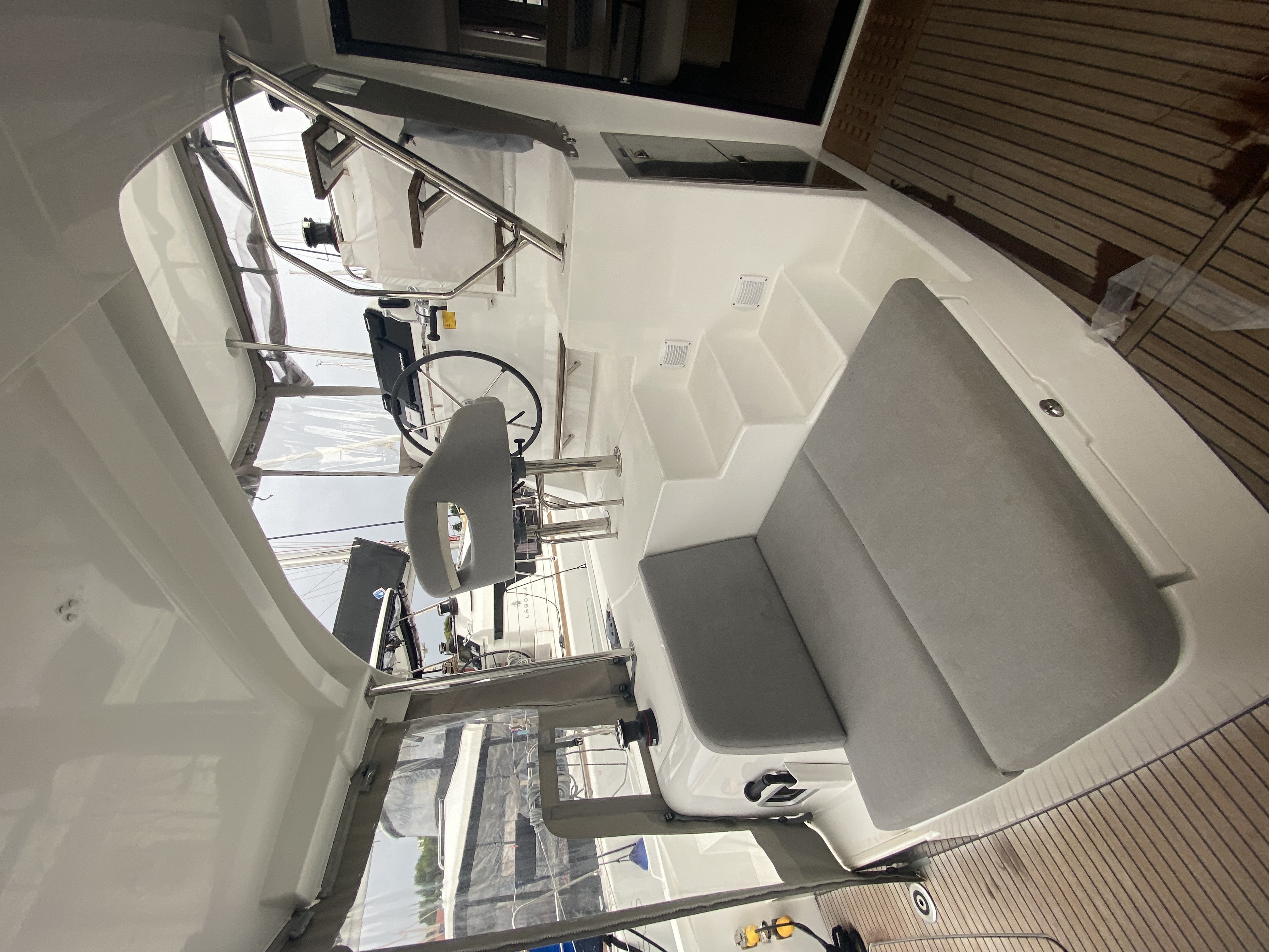 Lagoon 42, Brunhilde | Yacht Charter Croatia