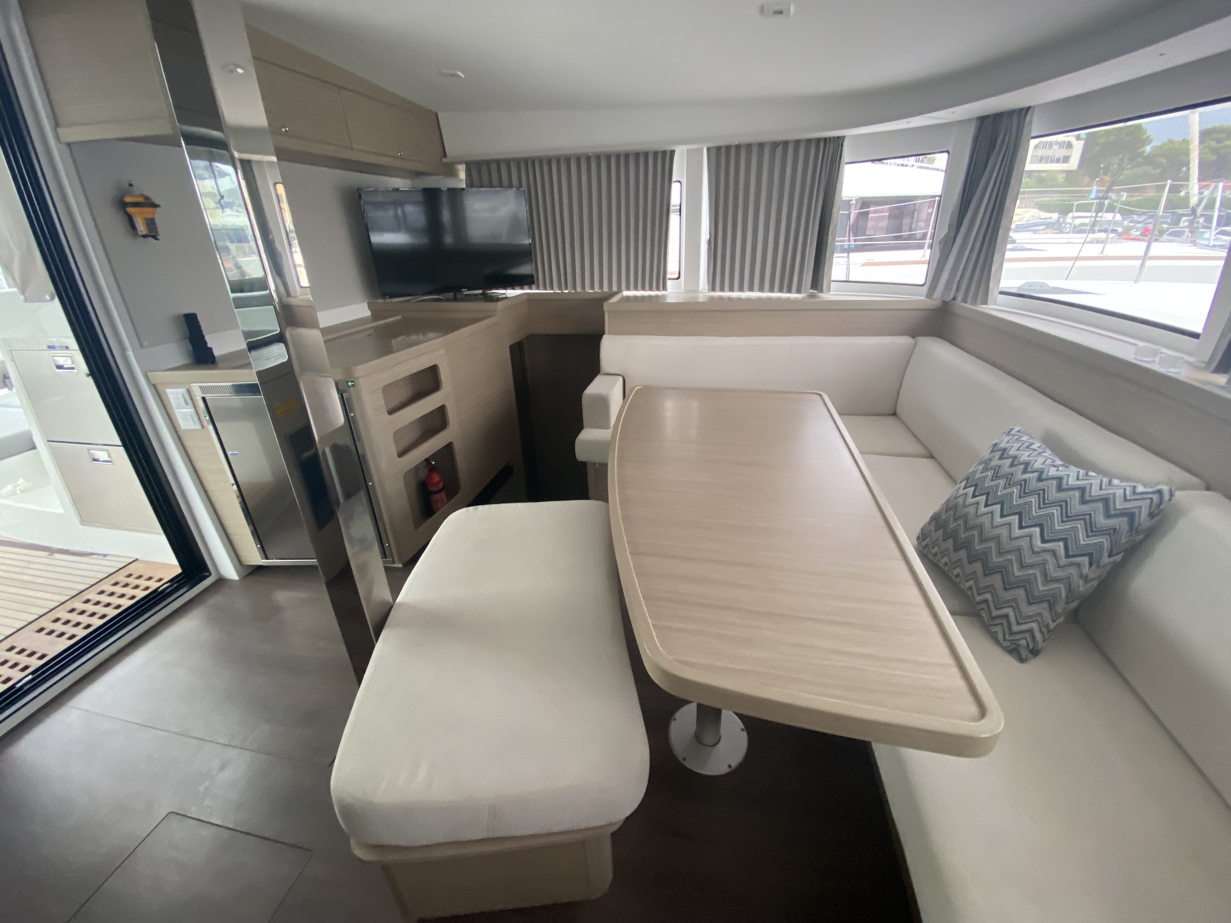 Lagoon 42, Brunhilde | Yacht Charter Croatia