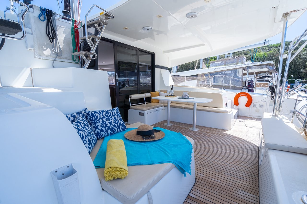Lagoon 42, Fleur de Sel | Yacht Charter Croatia