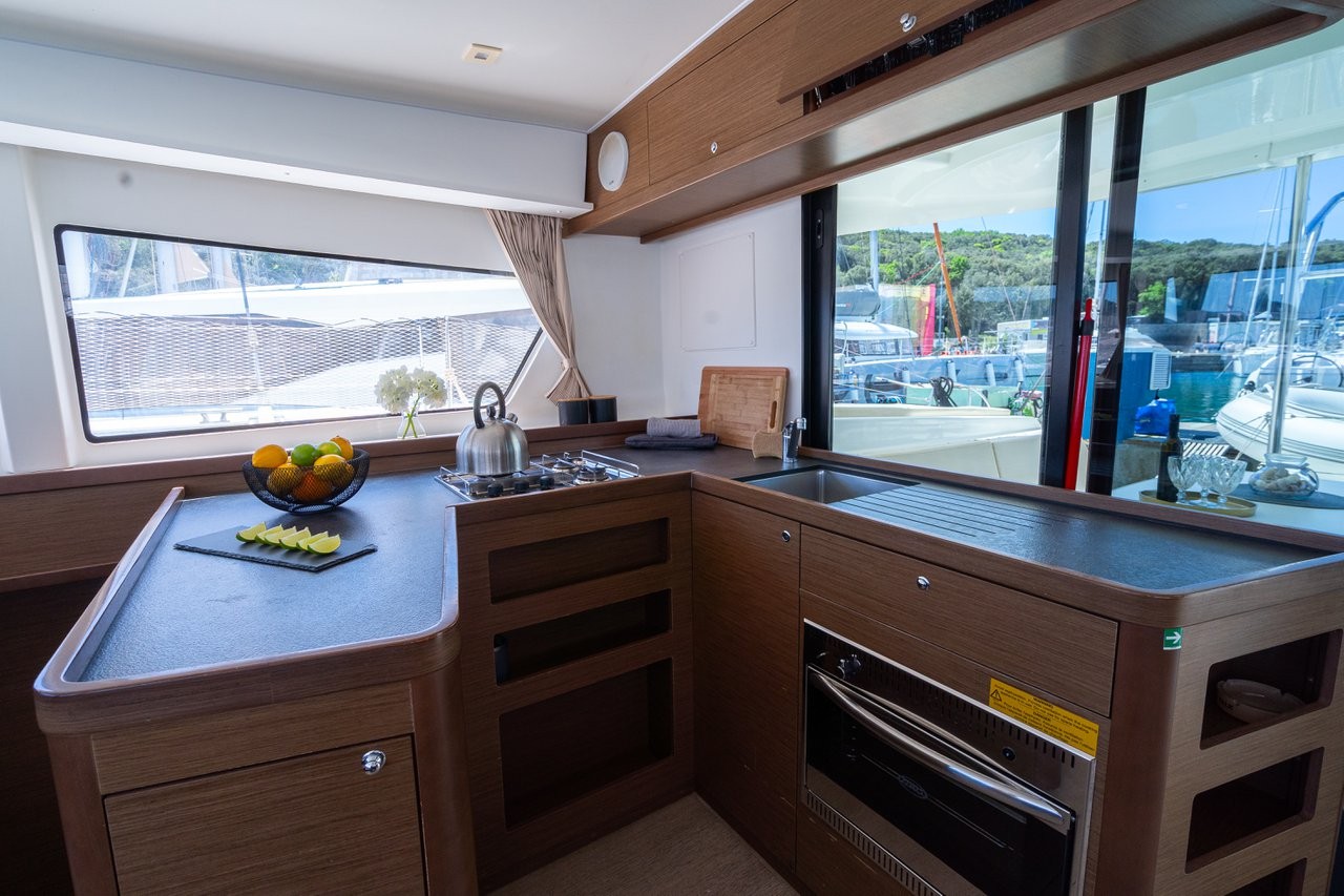 Lagoon 42, Fleur de Sel | Yacht Charter Croatia