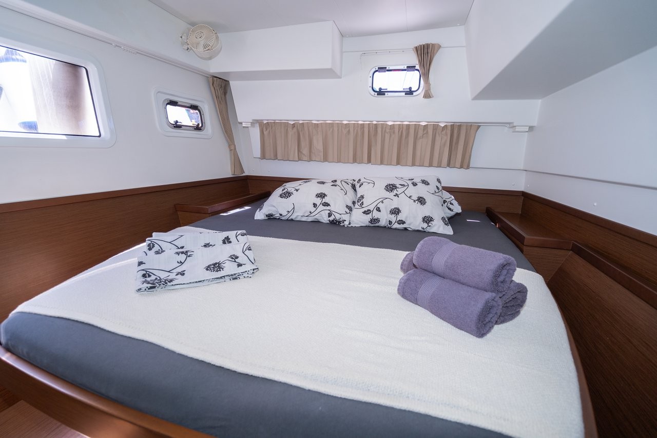 Lagoon 42, Fleur de Sel | Yacht Charter Croatia