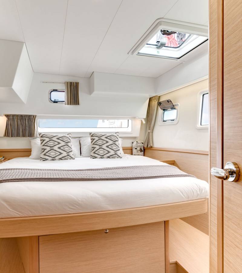 Lagoon 42, Amfitrite | Yacht Charter Croatia