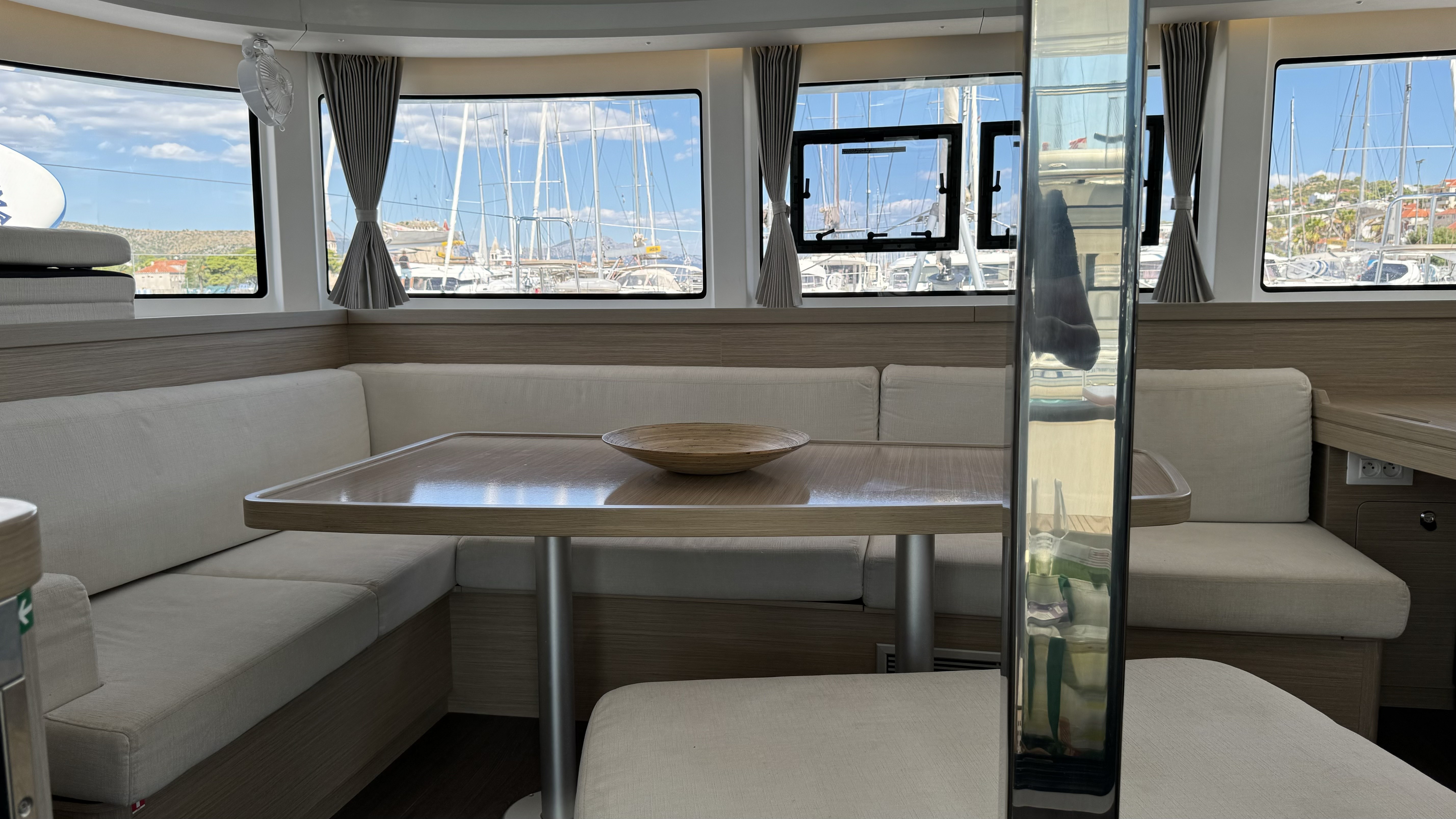 Lagoon 42, Skylight | Yacht Charter Croatia