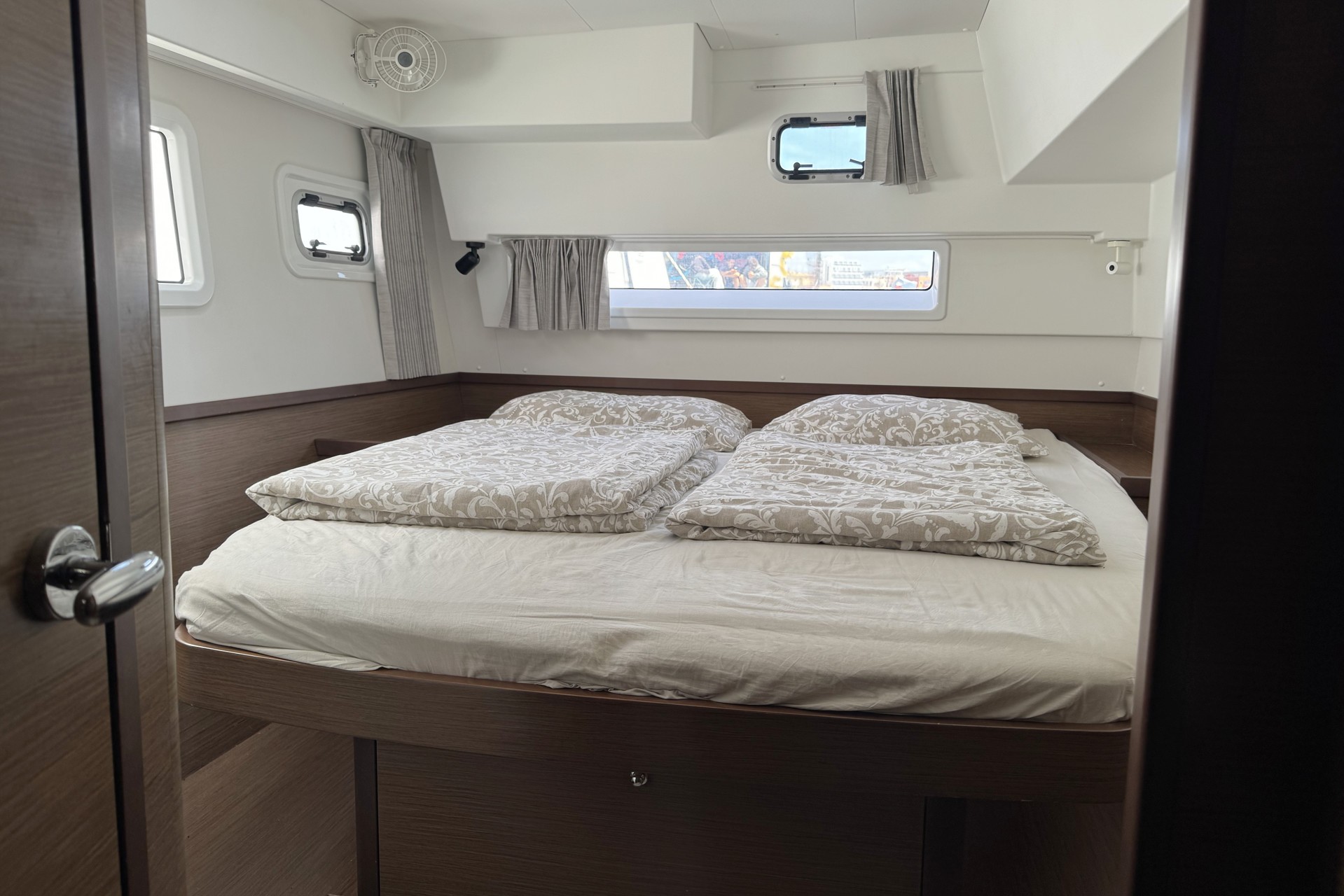 Lagoon 42, Moonlight | Yacht Charter Croatia