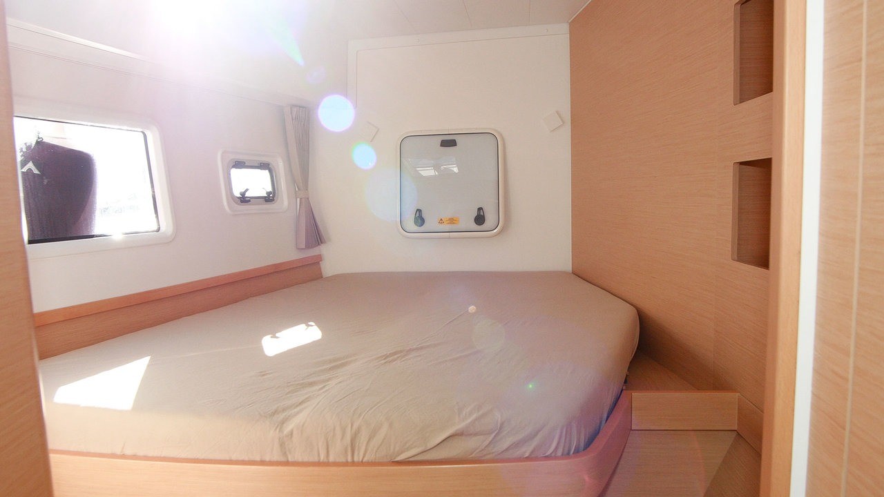 Lagoon 42, Moonlight | Yacht Charter Croatia