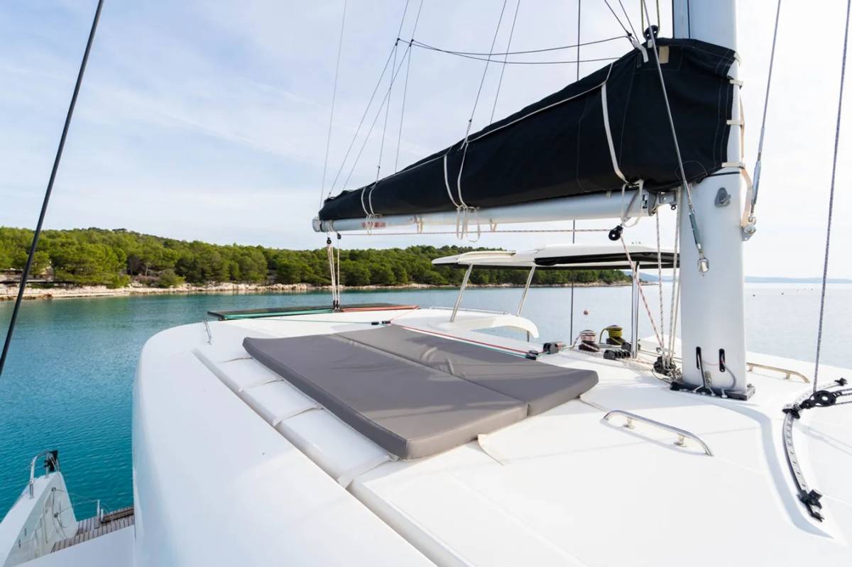 Lagoon 42, Maximus | Yacht Charter Croatia
