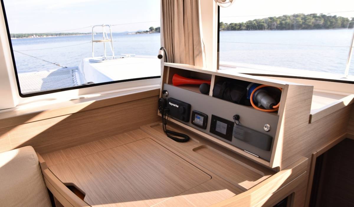 Lagoon 42, Mahi Mahi | Yacht Charter Croatia