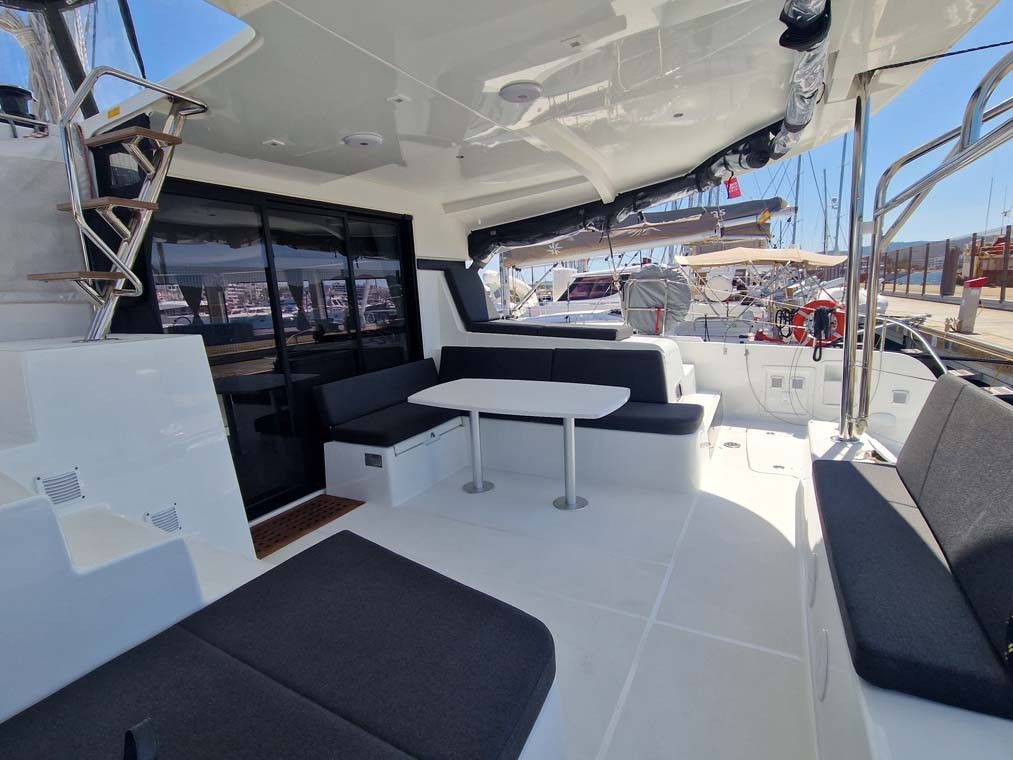 Lagoon 42, Best Elli | Yacht Charter Croatia