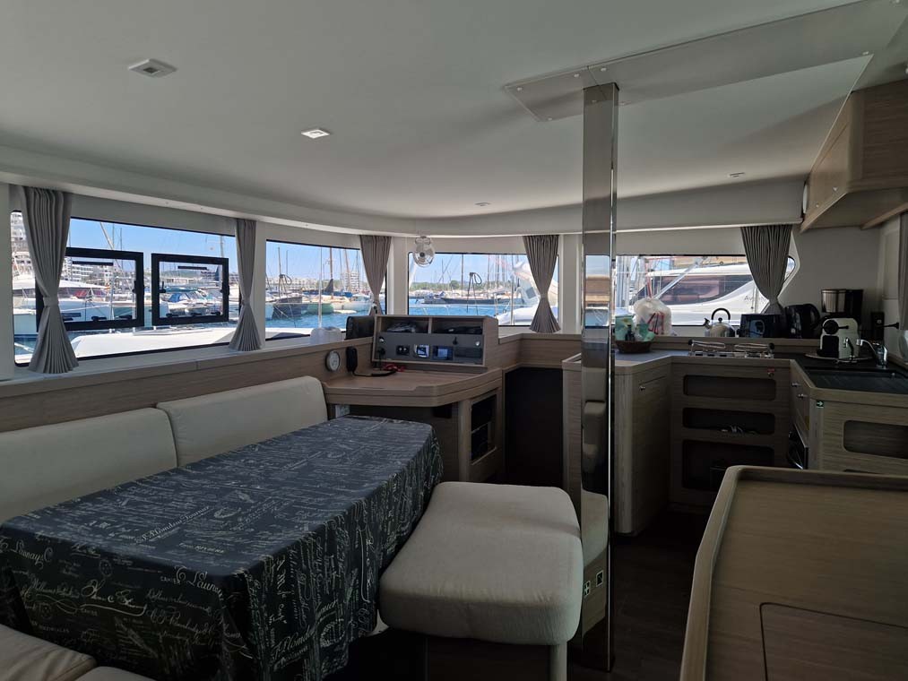 Lagoon 42, Best Elli | Yacht Charter Croatia