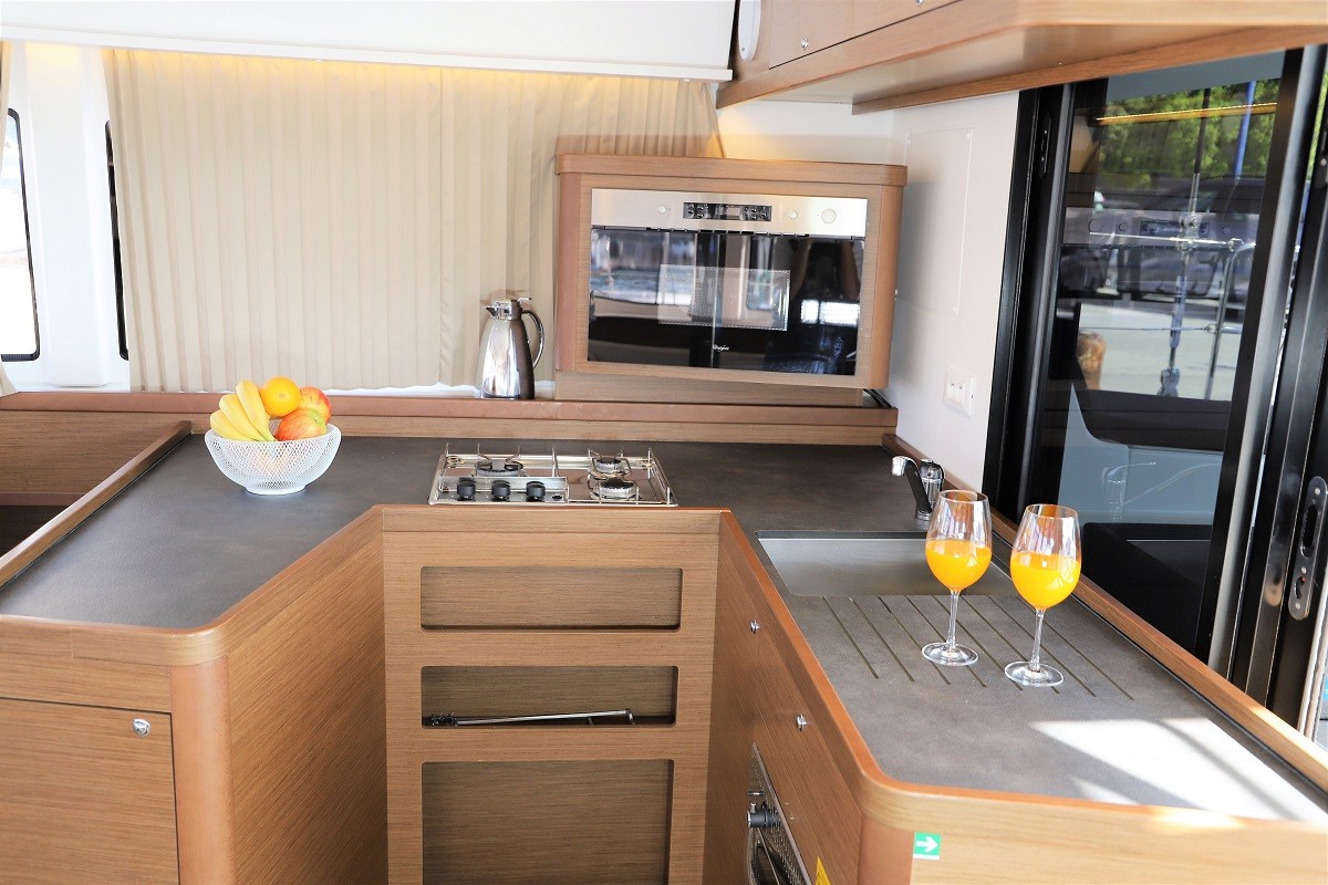 Lagoon 42, Da Vinci | Yacht Charter Croatia