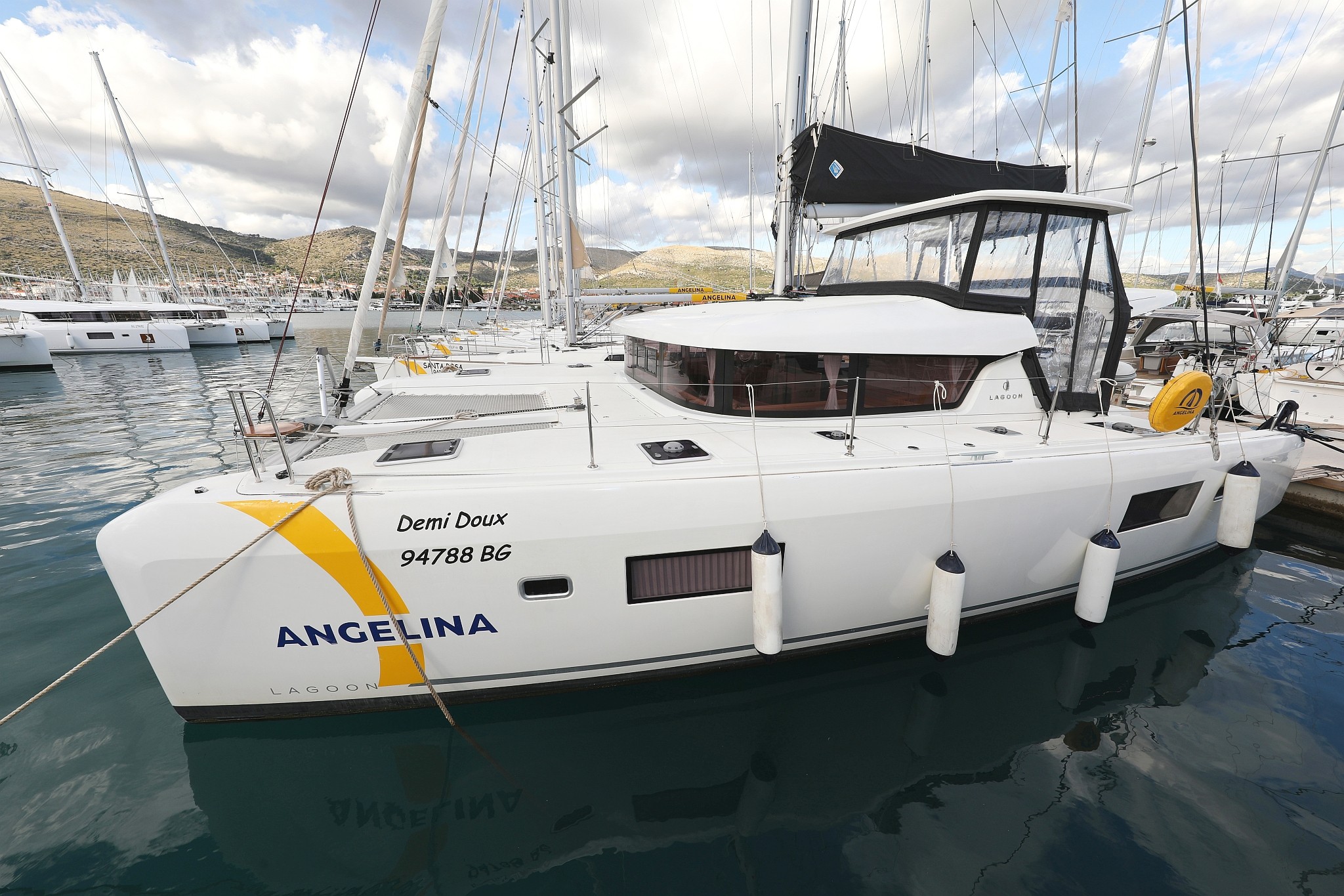Lagoon 42, Demi Doux | Yacht Charter Croatia
