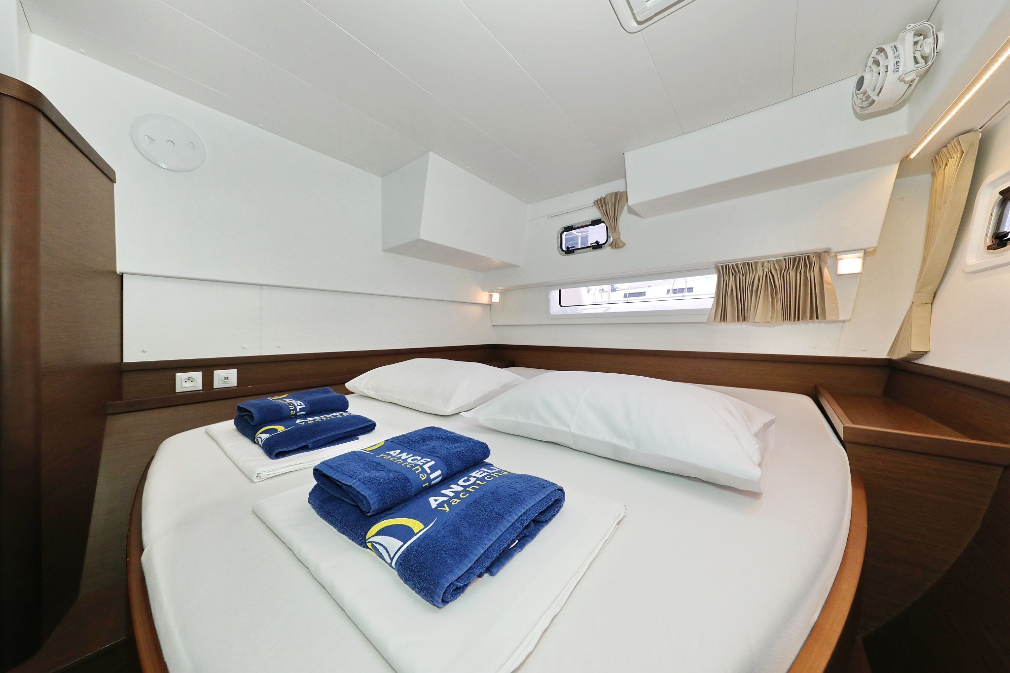 Lagoon 42, Sapphire | Yacht Charter Croatia