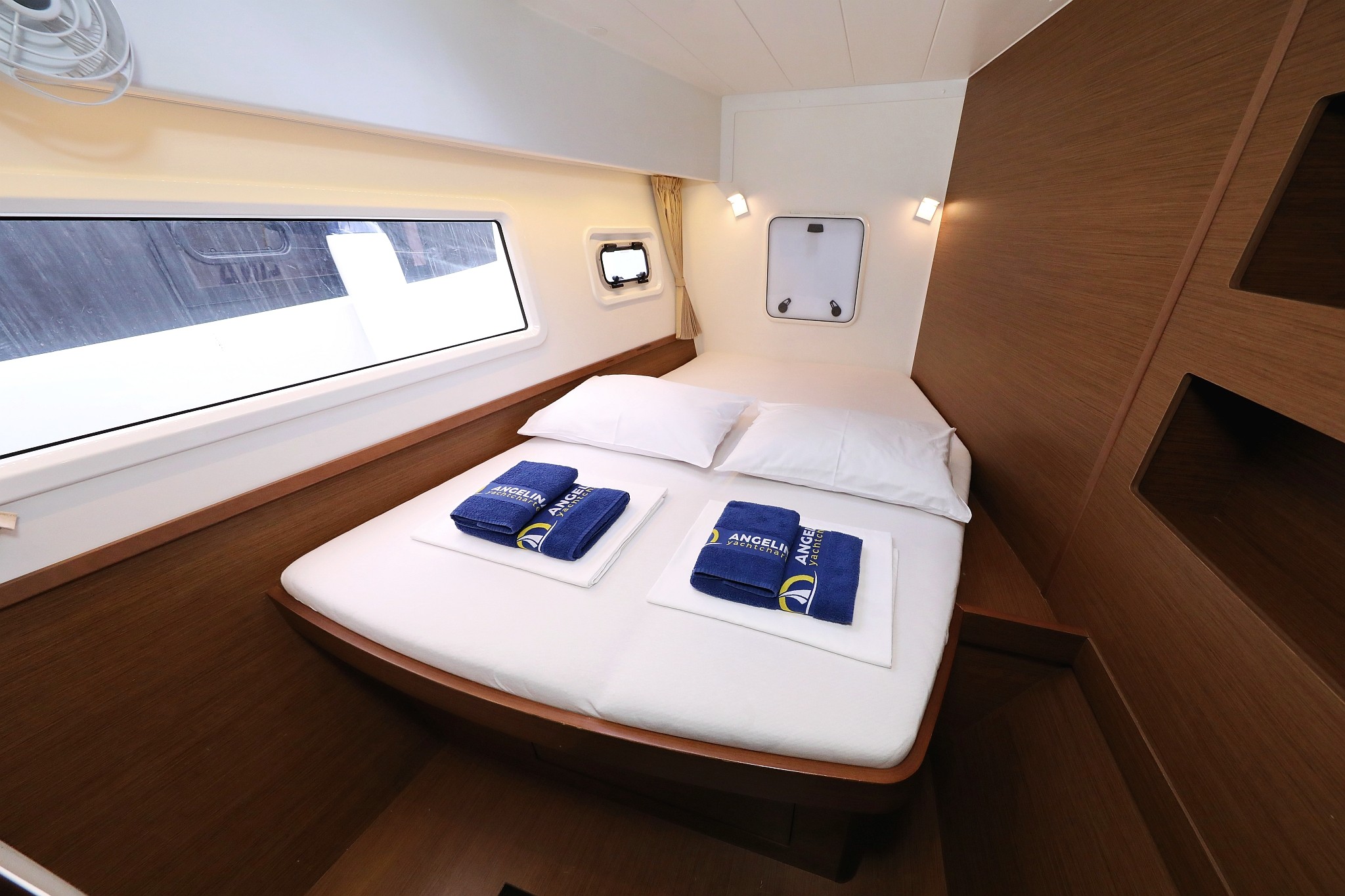 Lagoon 42, Sapphire | Yacht Charter Croatia