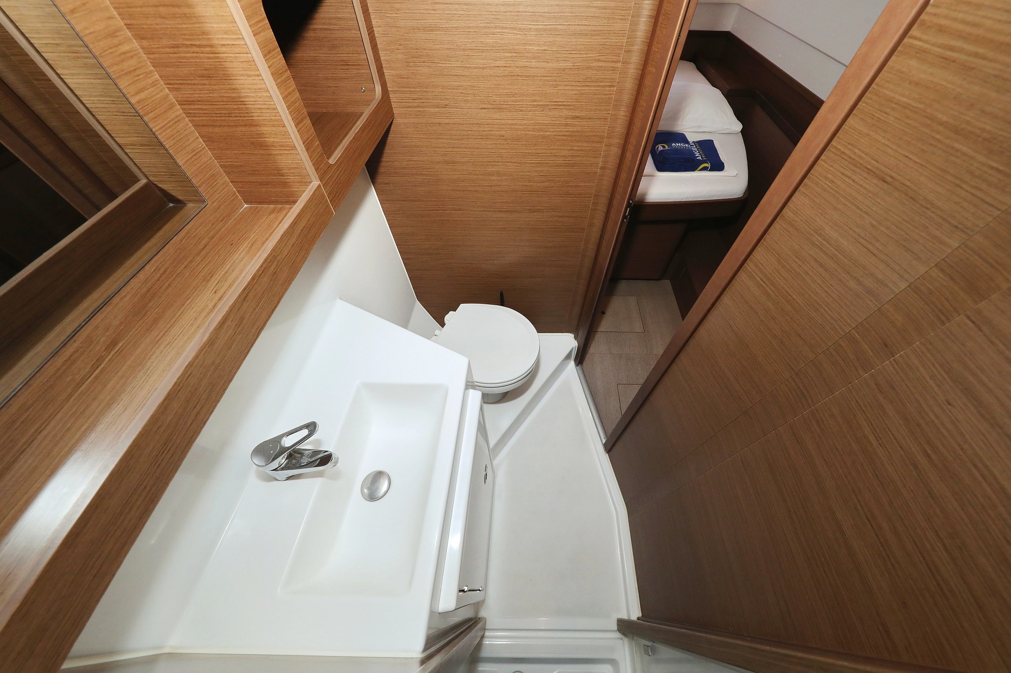 Lagoon 42, Sapphire | Yacht Charter Croatia