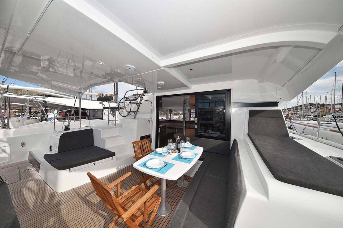 Lagoon 42, Adriana 2 | Yacht Charter Croatia