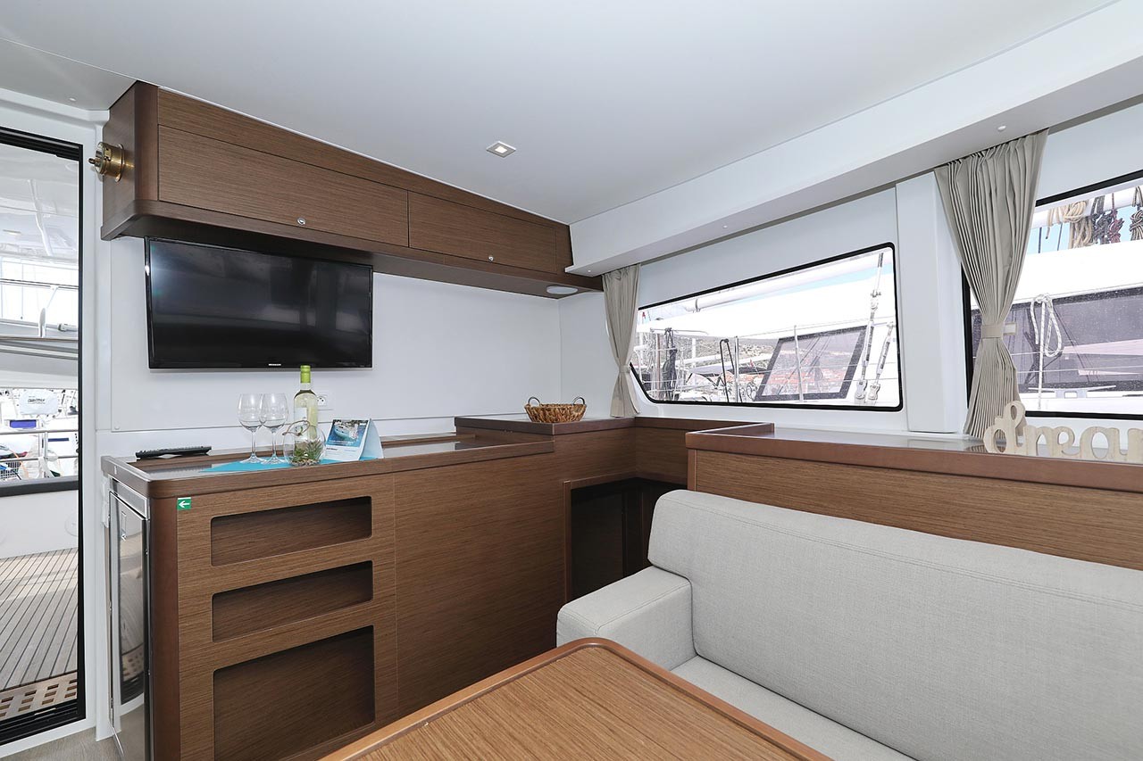 Lagoon 42, Adriana 2 | Yacht Charter Croatia