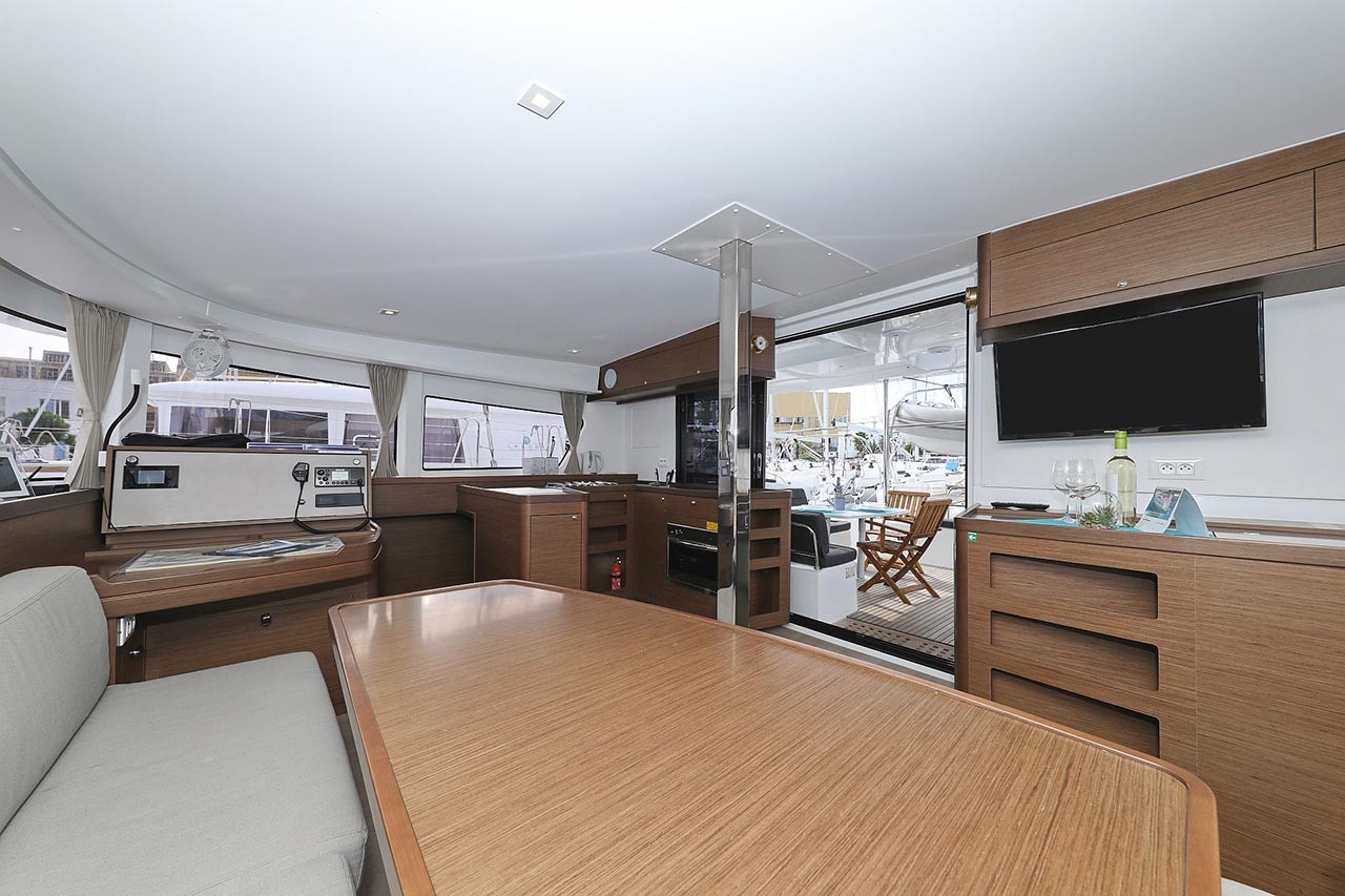 Lagoon 42, Adriana 2 | Yacht Charter Croatia