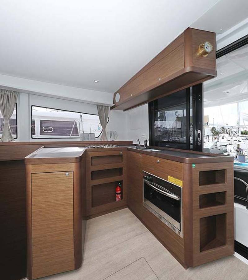 Lagoon 42, Adriana 2 | Yacht Charter Croatia
