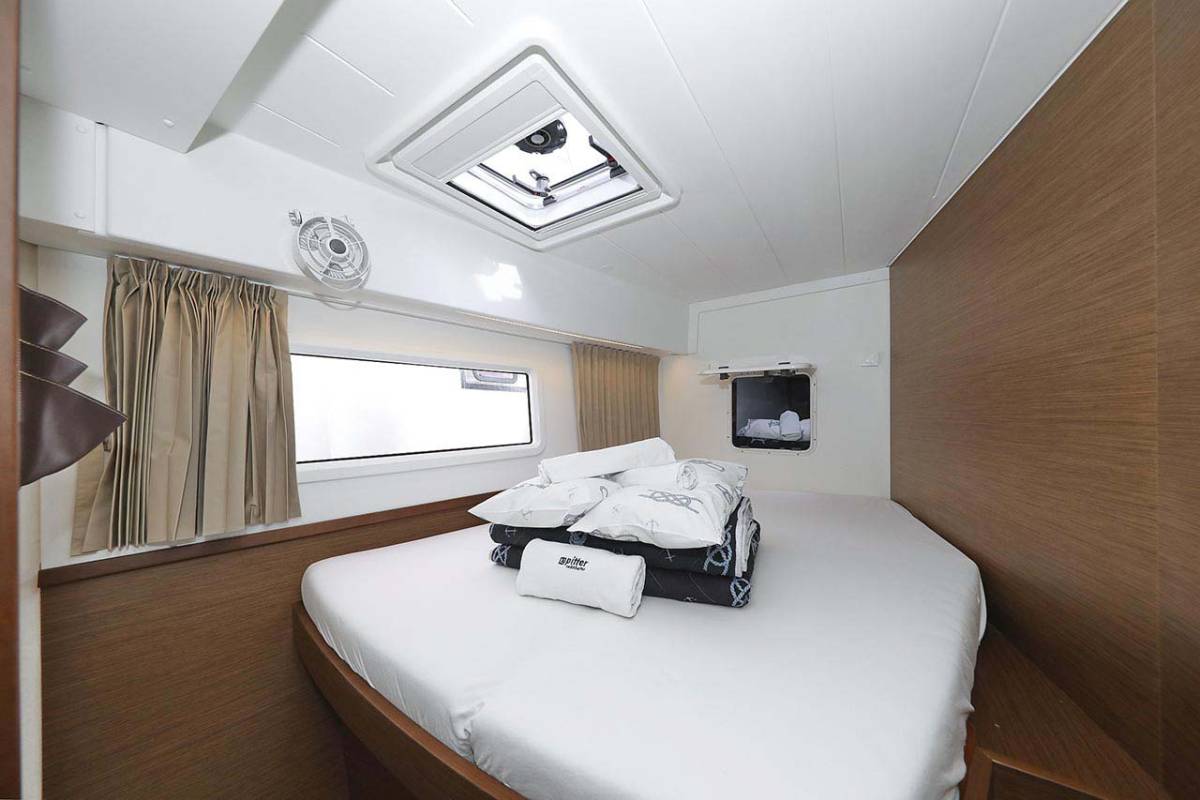Lagoon 42, Adriana 2 | Yacht Charter Croatia