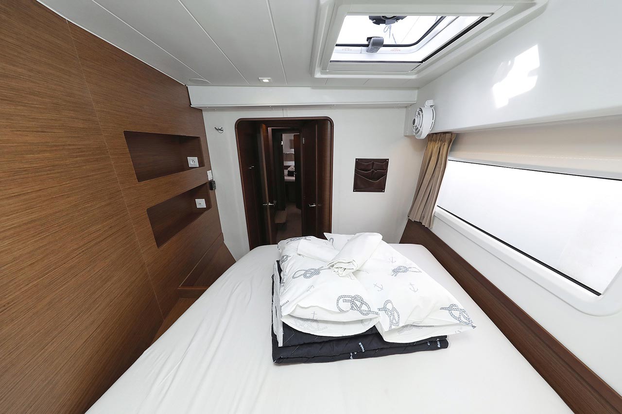 Lagoon 42, Adriana 2 | Yacht Charter Croatia