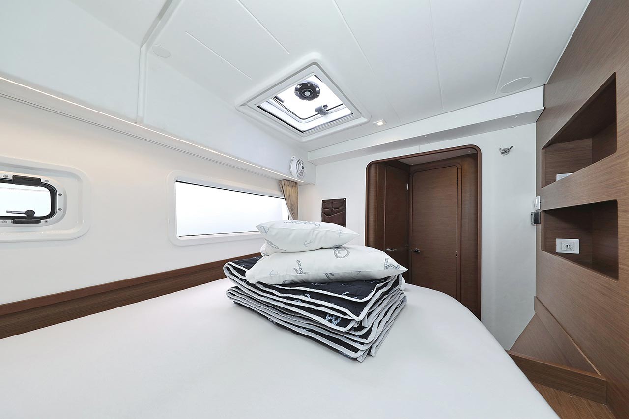 Lagoon 42, Adriana 2 | Yacht Charter Croatia