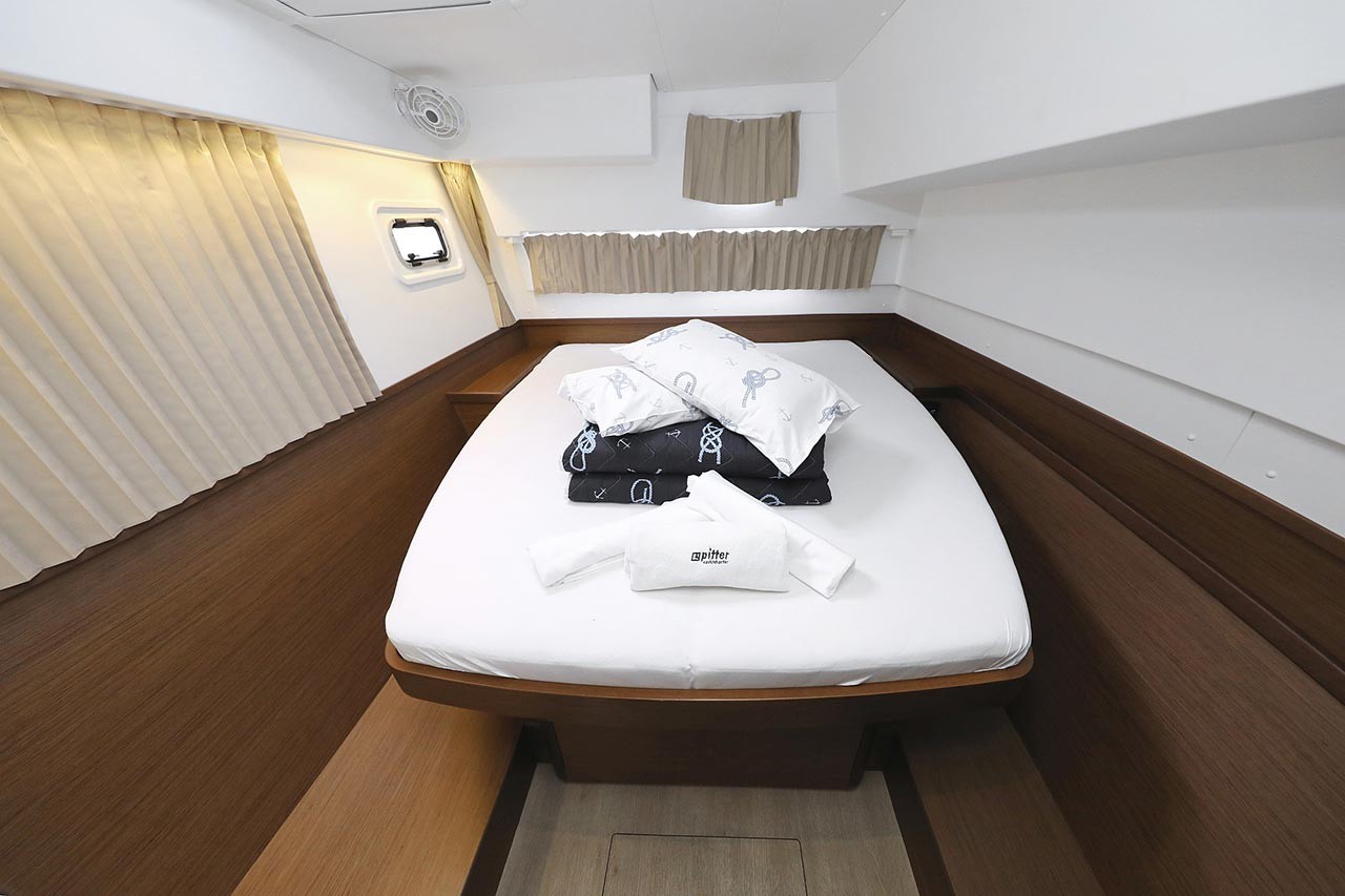 Lagoon 42, Adriana 2 | Yacht Charter Croatia