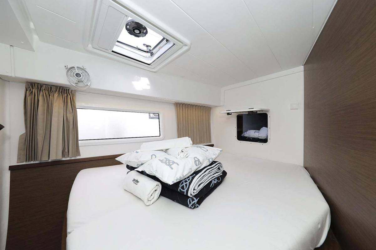 Lagoon 42, Adriana 2 | Yacht Charter Croatia