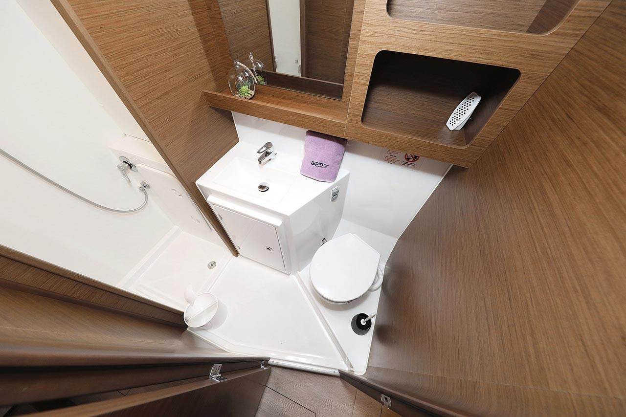Lagoon 42, Adriana 2 | Yacht Charter Croatia