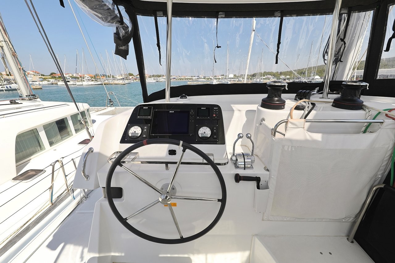 Lagoon 42, Royal Salute | Yacht Charter Croatia