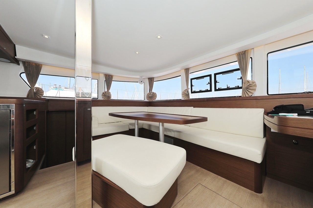 Lagoon 42, Royal Salute | Yacht Charter Croatia