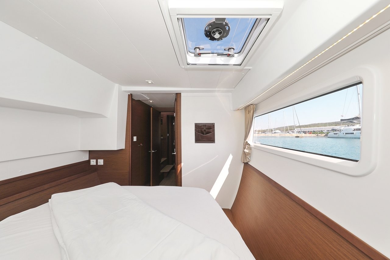 Lagoon 42, Royal Salute | Yacht Charter Croatia