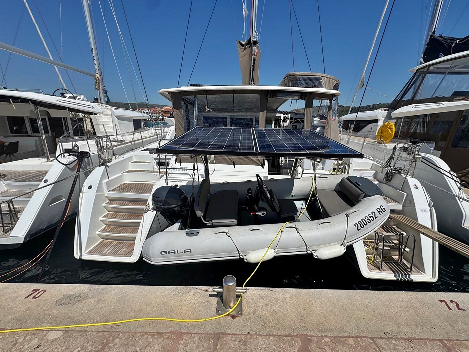 Lagoon 421, Happiness | Yacht Charter Croatia