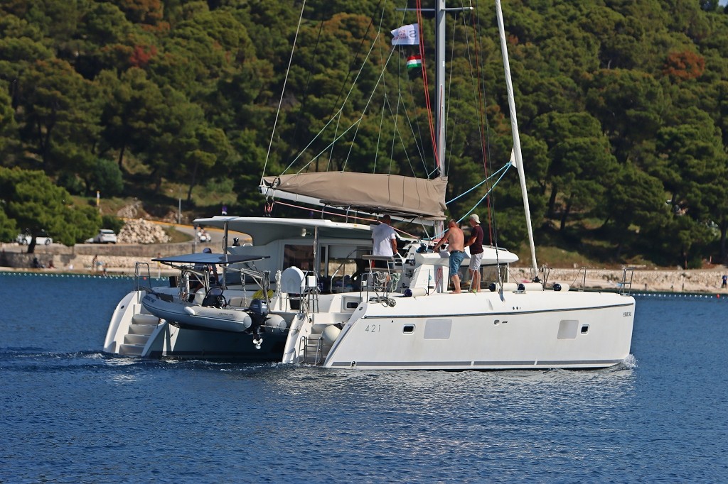 Lagoon 421, Happiness | Noleggio di Yacht Croazia