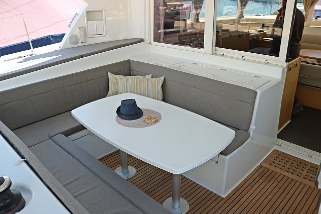 Lagoon 421, Happiness | Yacht Charter Croatia