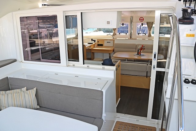 Lagoon 421, Happiness | Noleggio di Yacht Croazia