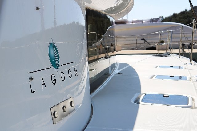 Lagoon 421, Happiness | Yacht Charter Croatia