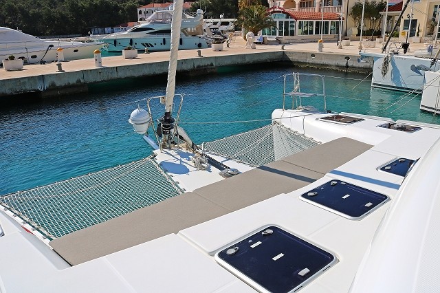 Lagoon 421, Happiness | Noleggio di Yacht Croazia