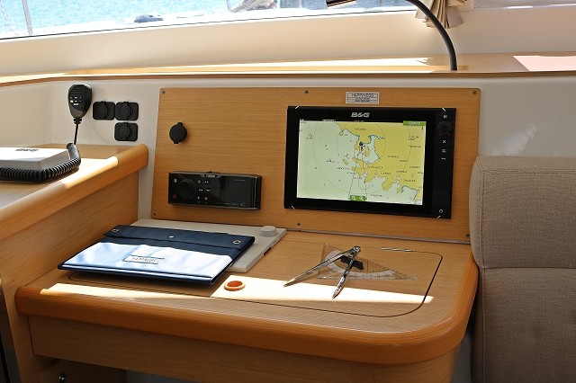 Lagoon 421, Happiness | Noleggio di Yacht Croazia