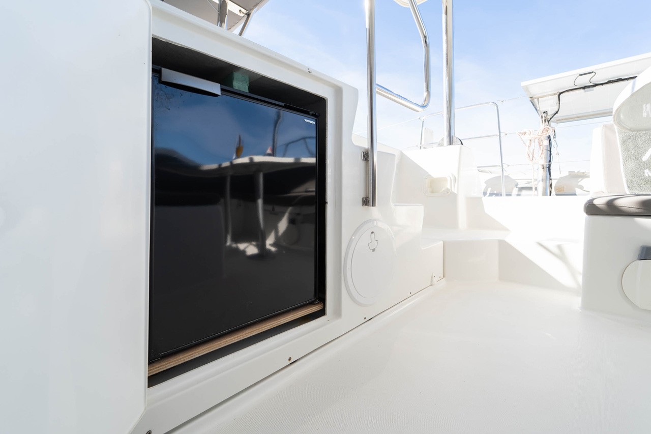 Lagoon 421, Patch Work | Yacht Charter Croatia