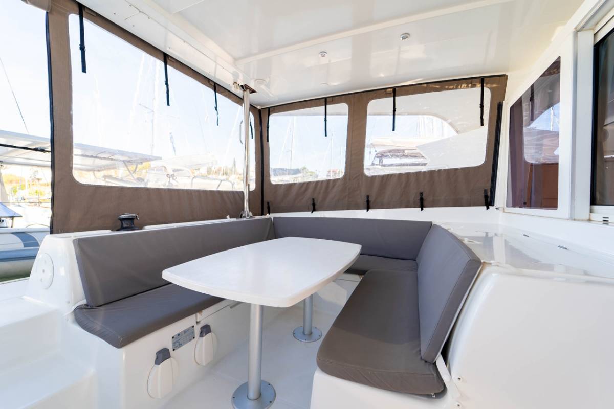 Lagoon 421, Patch Work | Yacht Charter Croatia
