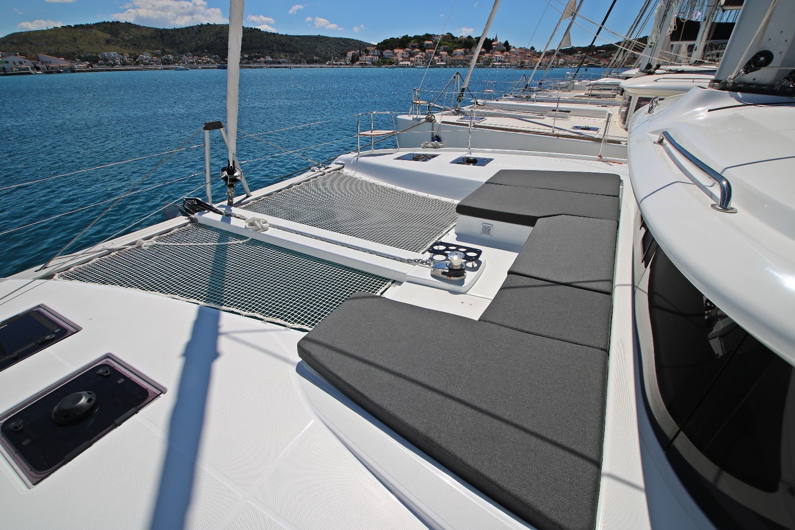 Lagoon 43, Solution | Yacht Charter Croatia