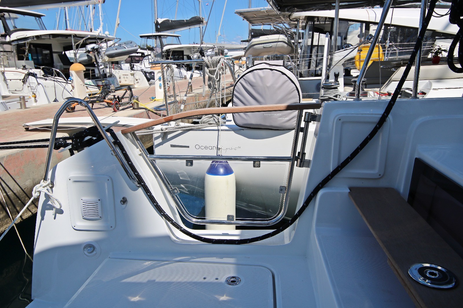 Lagoon 43, Solution | Yacht Charter Croatia
