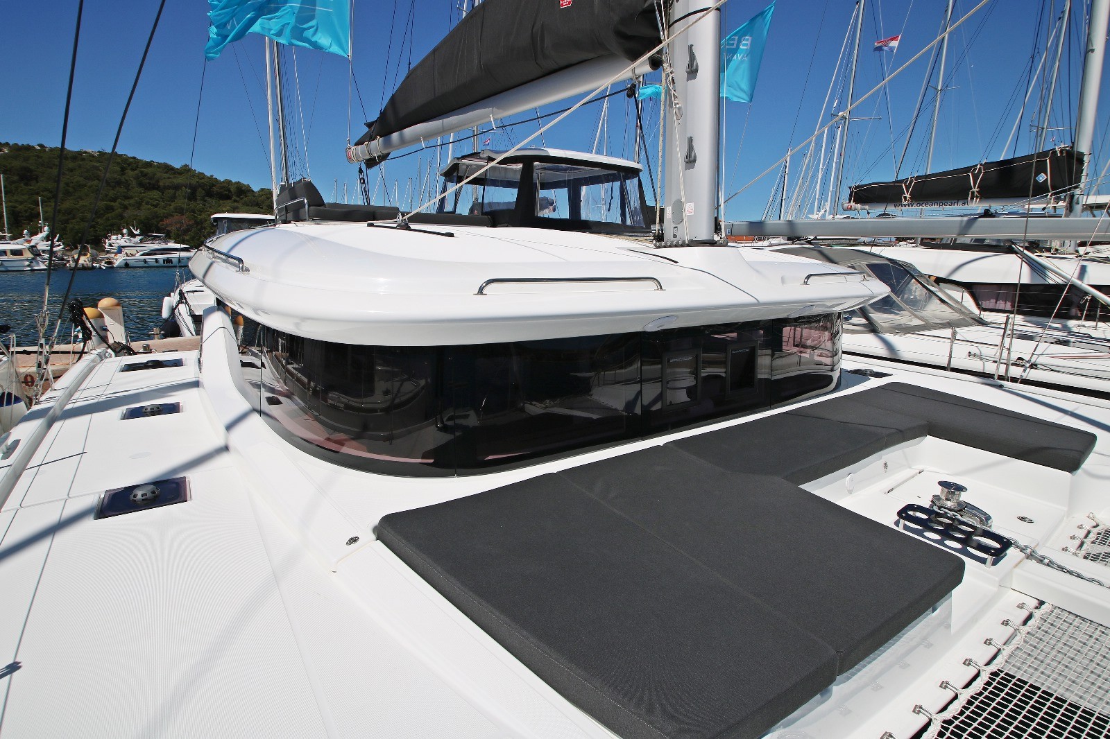 Lagoon 43, Solution | Yacht Charter Croatia