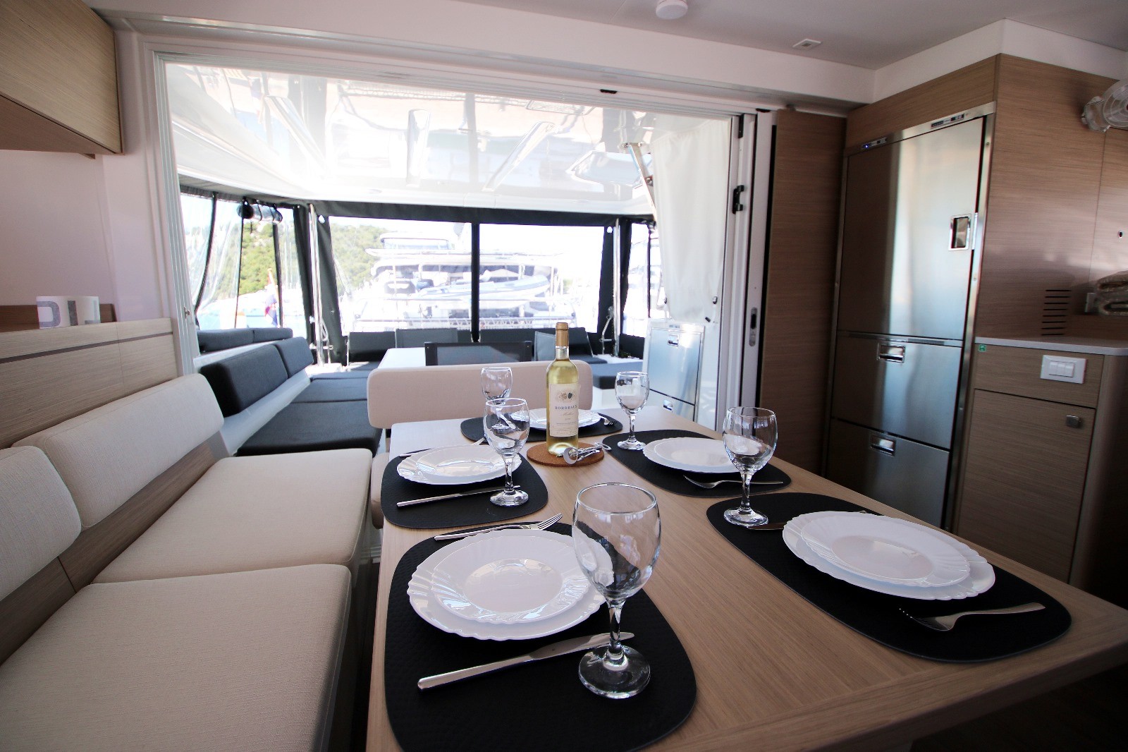 Lagoon 43, Solution | Yacht Charter Croatia