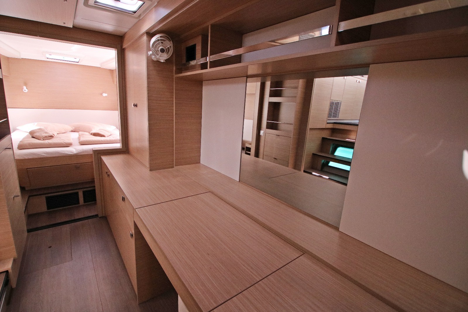 Lagoon 43, Solution | Yacht Charter Croatia