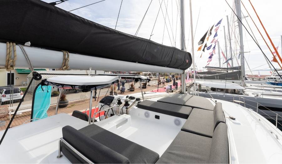 Lagoon 43, Aria | Yacht Charter Croatia