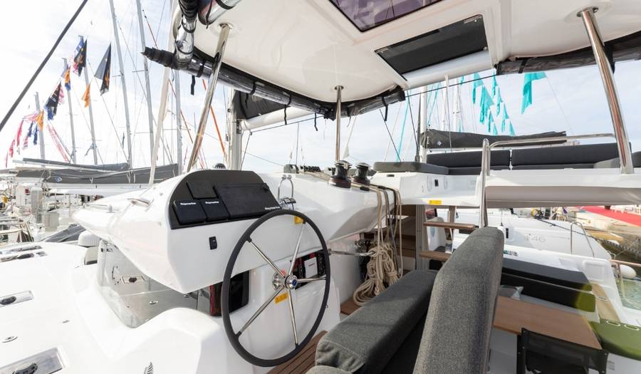 Lagoon 43, Aria | Yacht Charter Croatia